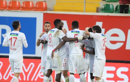 Alanyaspor 0-3 Sivasspor MAÇ SONUCU-ÖZET | Sivas’tan kritik 3 puan!