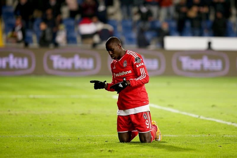 Sosyal Medya’da Demba Ba yorumları
