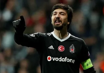 Giy eldivenlerini Tolga