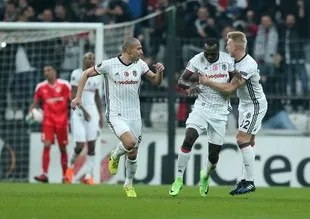 Beşiktaş, Hapoel'i mağlup ederek turladı