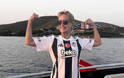 Beşiktaş Sharon Stone’a forma hediye etti!