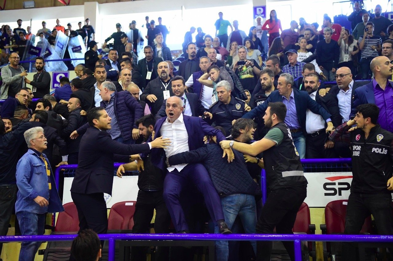 Aziz Yıldırım’ın başkanlığı tehlikede