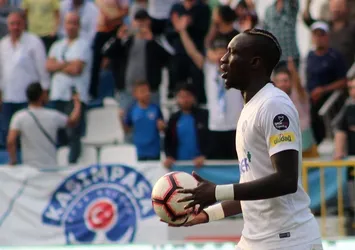 Diagne bu sezon ilk kez boş geçti