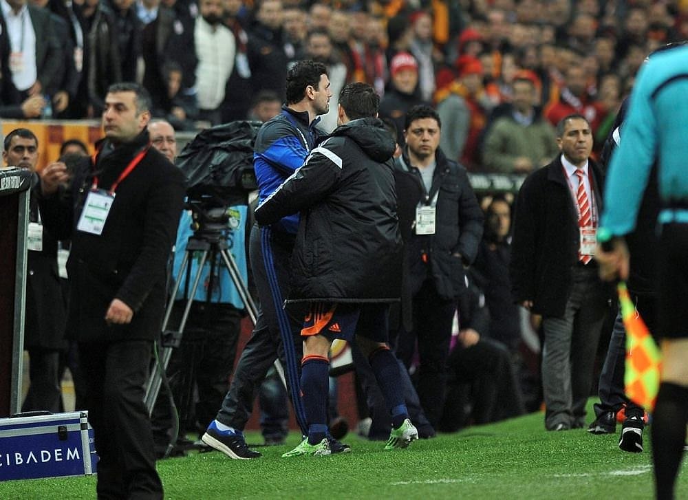 Arena koridorlarında büyük kavga