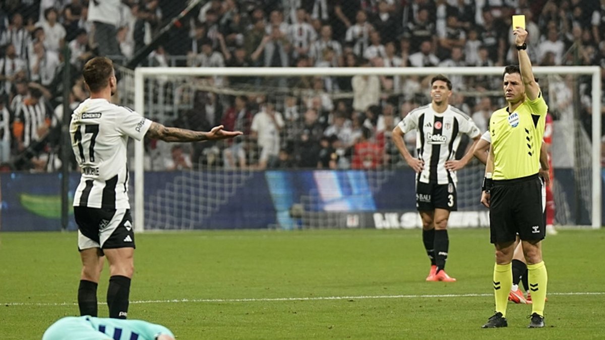 Spor yazarlarından Beşiktaş-Çaykur Rizespor maçı sonrası yorumlar! Spor yazarlarından Beşiktaş-Çaykur Rizespor maçı sonrası yorumlar!