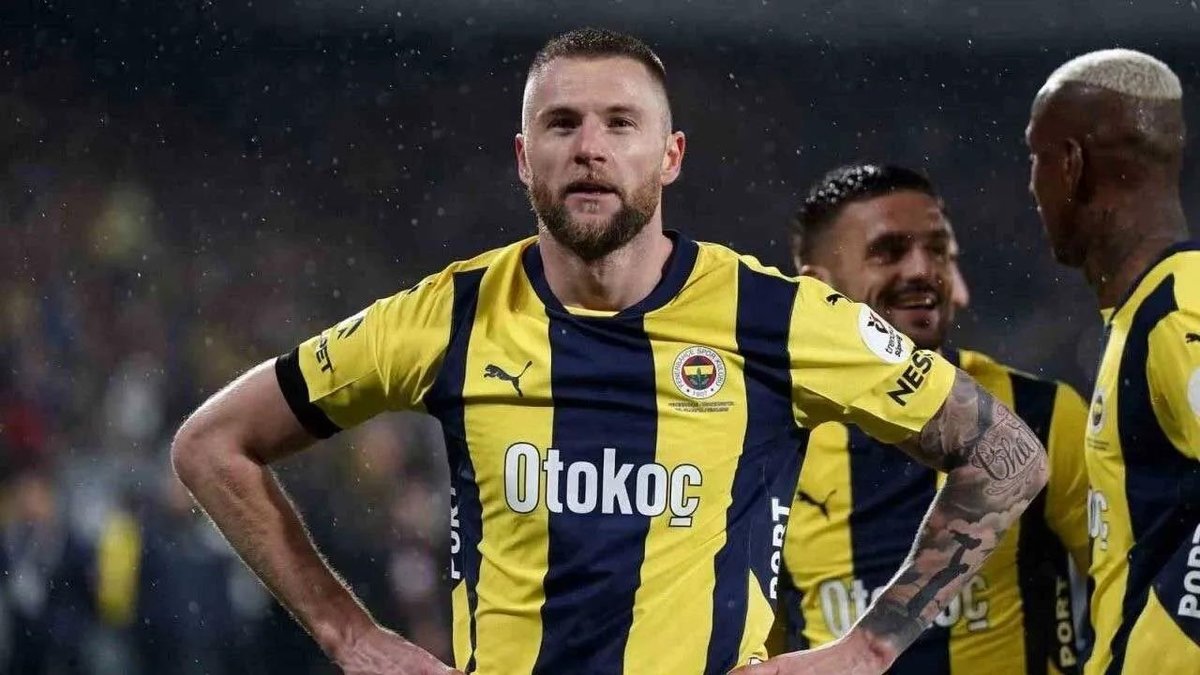 TRANSFER HABERİ | Fenerbahçe Milan Skriniar için teklifini yaptı TRANSFER HABERİ | Fenerbahçe Milan Skriniar için teklifini yaptı