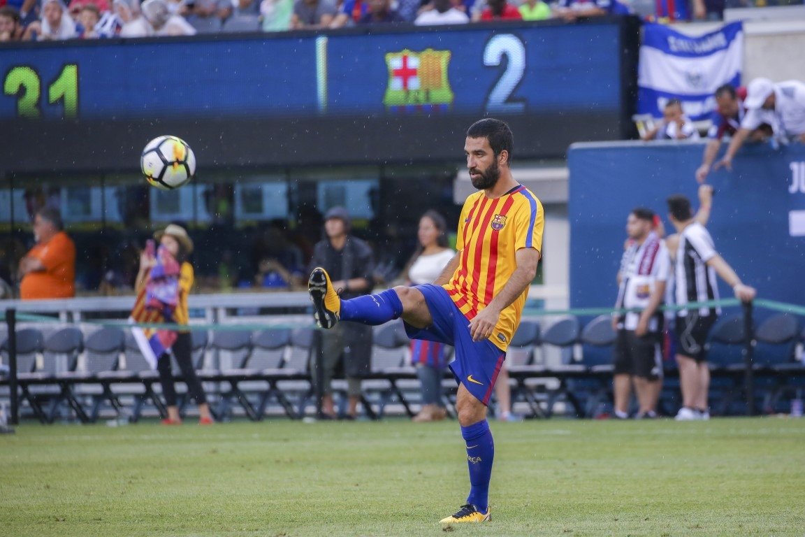 Barcelona’dan Arda Turan’a izin çıktı