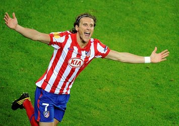 Diego Forlan futbolu bıraktı