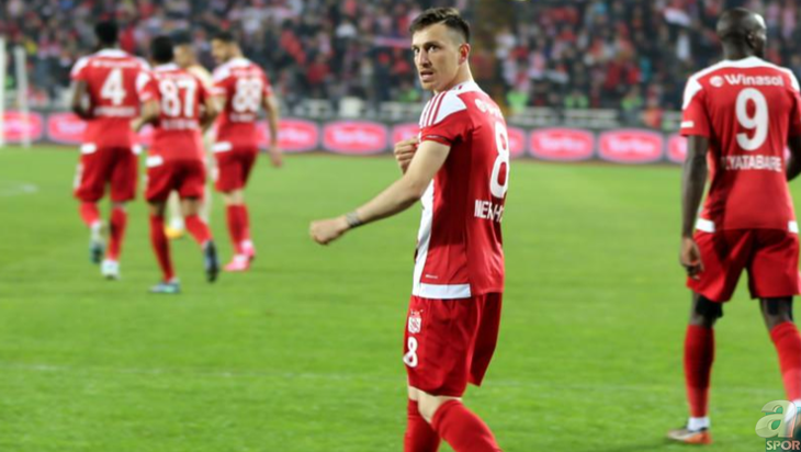 Mert Hakan Yandaş'ın ücreti yatırıldı! Fenerbahçe ve Galatasaray... Mert Hakan Yandaş'ın ücreti yatırıldı! Fenerbahçe ve Galatasaray...