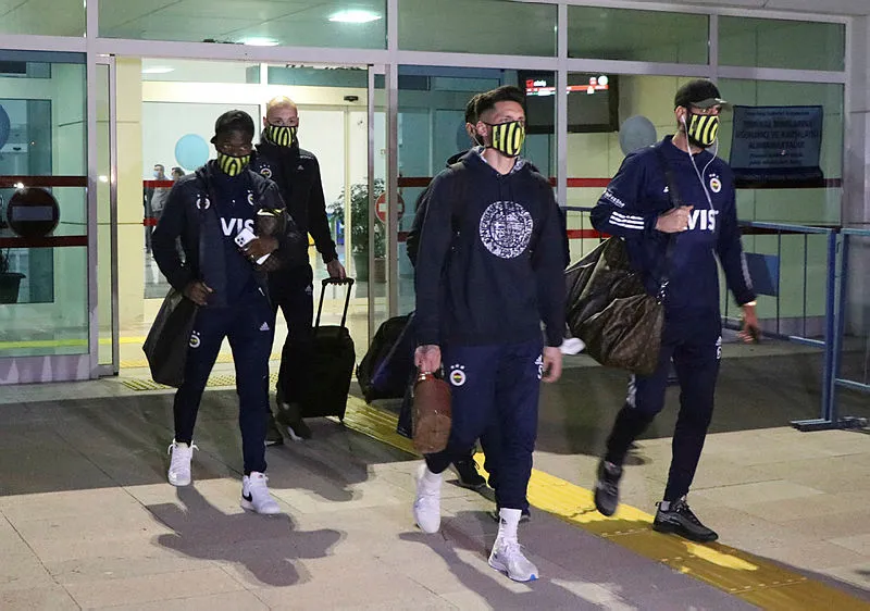 Fenerbahçe 8 eksikle Denizli'de! - 1