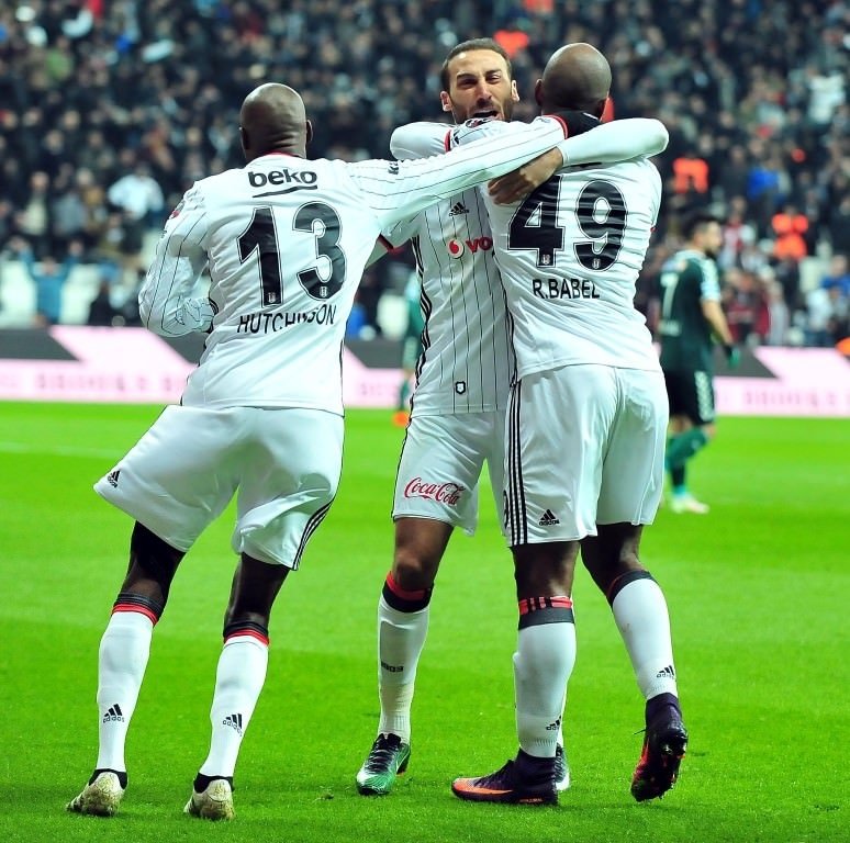 Beşiktaş-Atiker Konyaspor karşılaşmasından kareler