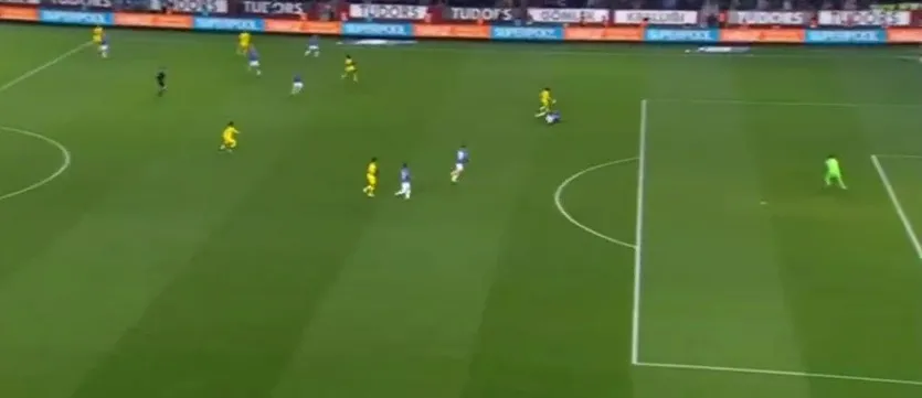 Trabzonspor Göztepe maçında gol öncesi faul tartışması! - 3