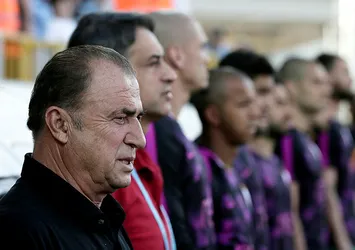 G.Saray'da yerli operasyonu: 4 imza birden!