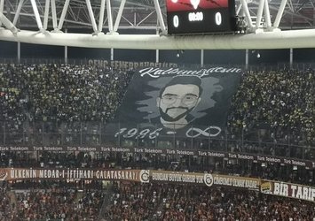 Fenerbahçeli taraftarlar Koray Şener'i unutmadı