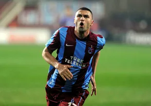 Burak Yılmaz'dan videolu mesaj