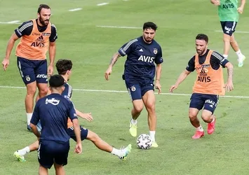 Fenerbahçe çalışmalarını sürdürdü
