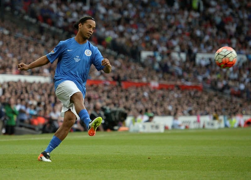 Ronaldinho, İstanbul’a geliyor