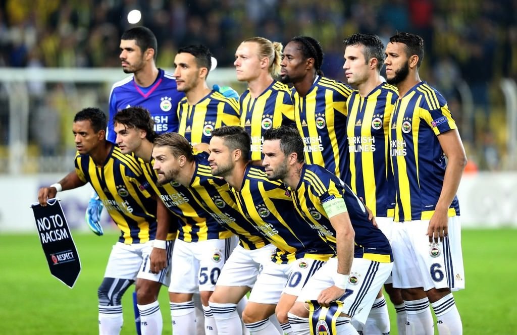 Fenerbahçe’den Kadıköy’de tarihi zafer