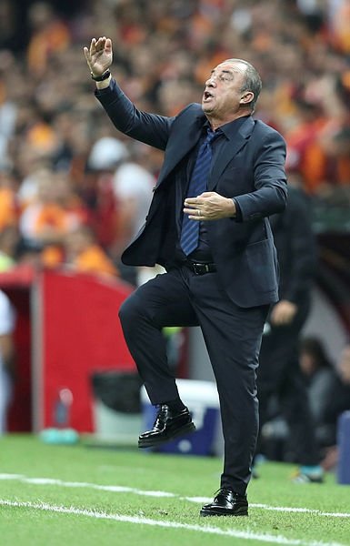 Fatih Terim’den tarihi başarı!