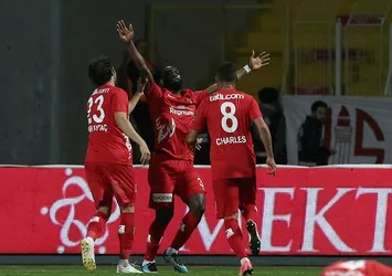 Nefes kesen maç Antalyaspor'un