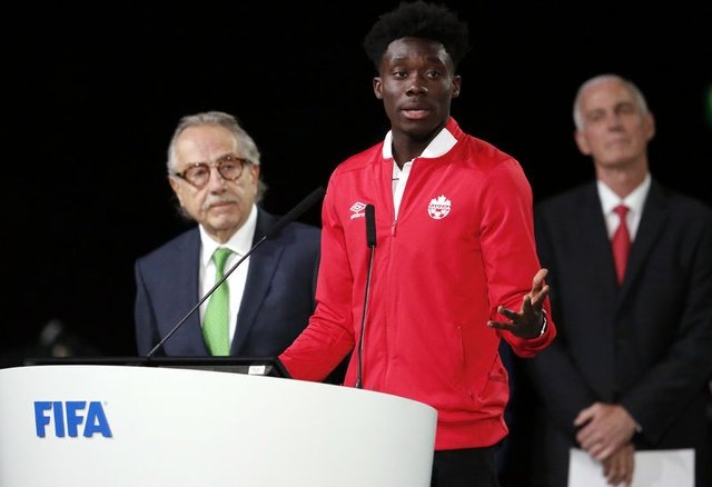 UEFA geleceğin 52 yıldızını belirledi! Listede iki Türk yıldız var