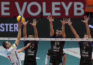 Halkbank çeyrek finalde elendi!