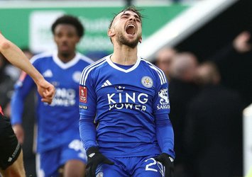 Yunus attı Leicester tur atladı