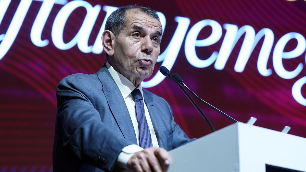 Galatasaray'dan Beşiktaş ve Fenerbahçe maçlarına özel tarihi prim! Galatasaray'dan Beşiktaş ve Fenerbahçe maçlarına özel tarihi prim!