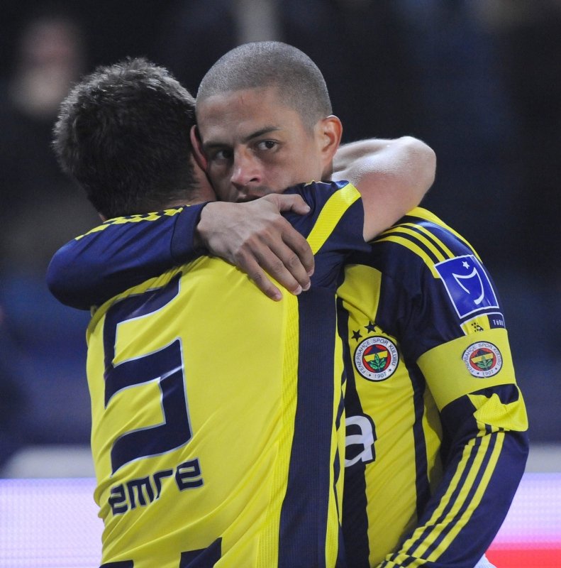 Alex seneye Fenerbahçe’de! Flaş açıklama geldi