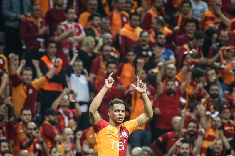 Galatasaray’dan Beşiktaş maçı sonrası ’şampiyonluk’ kutlaması! İşte o görüntüler