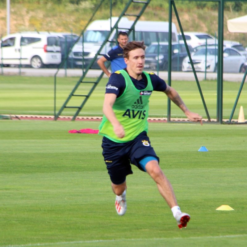 Max Kruse göz doldurdu
