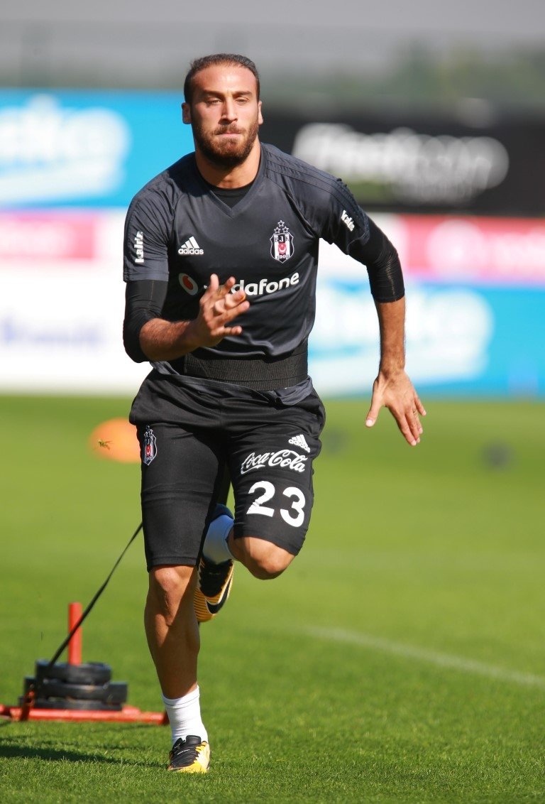 Cenk Tosun'a Milan kancası - Sayfa 1 - Beşiktaş - 26 Şubat ...