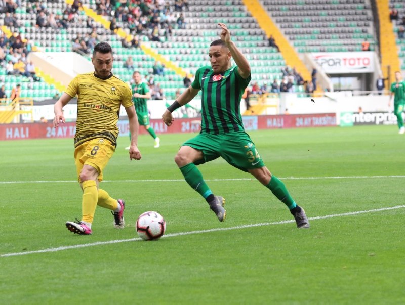 Akhisar - Yeni Malatya maçından kareler