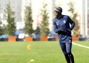 Başakşehir'den flaş Adebayor kararı