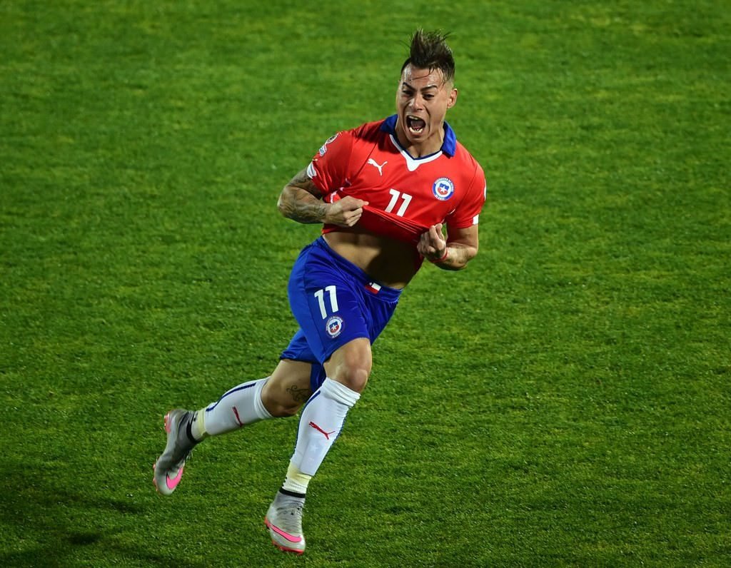 Galatasaray’a Vargas müjdesi!