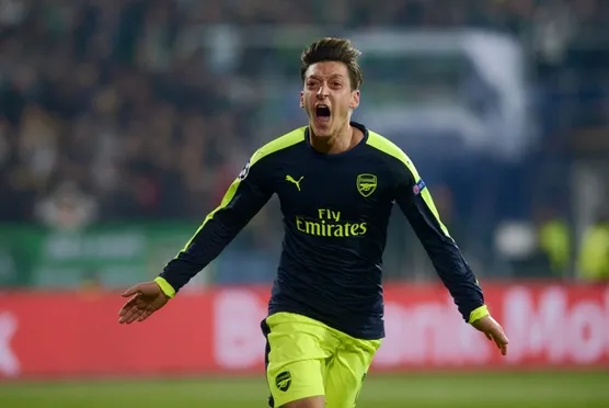 Mesut Özil, Fenerbahçe formasını giyecek