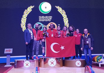 Milli halterci Şaziye Erdoğan şampiyon oldu