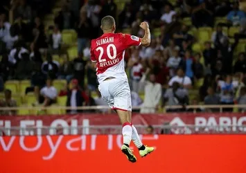 Slimani şov devam ediyor