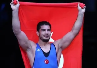 Taha Akgül dünya ikincisi oldu!