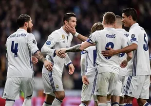 Napoli, Real Madrid'e direnemedi
