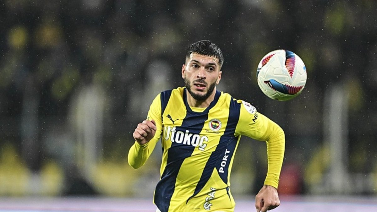 FENERBAHÇE TRANSFER HABERİ | Oğuz Aydın'ın Çizme'den taliplisi 2 oldu! O maçta da izleyecekler FENERBAHÇE TRANSFER HABERİ | Oğuz Aydın'ın Çizme'den taliplisi 2 oldu! O maçta da izleyecekler