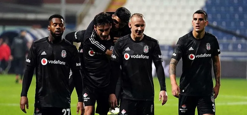 Beşiktaş Süper Lig'de 7'de 7 peşinde