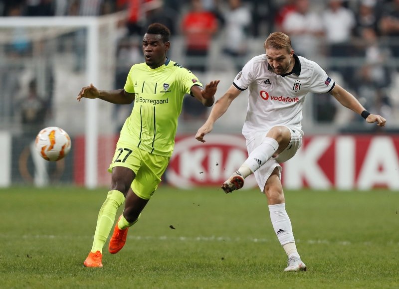 Fenerbahçe’den Caner Erkin hamlesi!