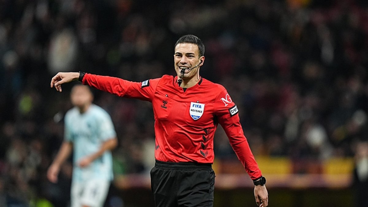 GALATASARAY HABERİ: O pozisyonla ilgili 2 flaş iddia! VAR'ın önerisi... GALATASARAY HABERİ: O pozisyonla ilgili 2 flaş iddia! VAR'ın önerisi...