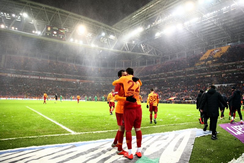 Galatasaray’ın yeni gözdesi Mitroglou!