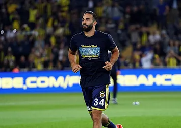 Adil Rami ilk maçında sınıfta kaldı