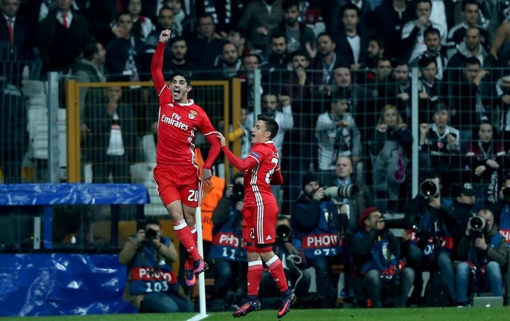 Beşiktaş-Benfica mücadelesinden kareler