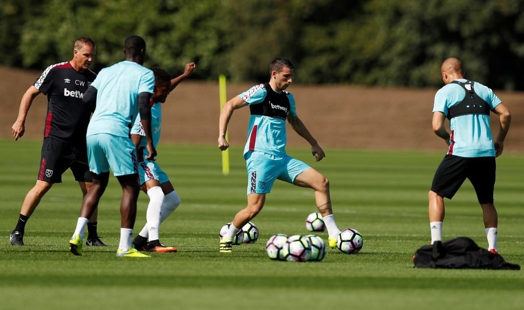 Galatasaray Jonathan Calleri’yi getiriyor