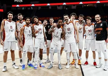 Derbide gülen taraf G.Saray!