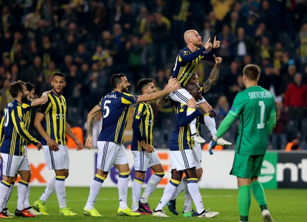 Fenerbahçe - Zorya Luhansk maçından kareler